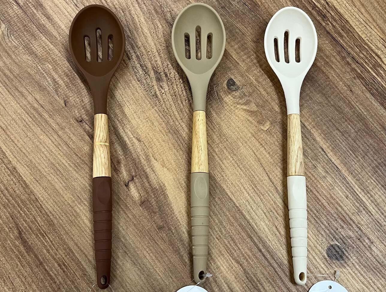 Delikli Kaşık Silikon